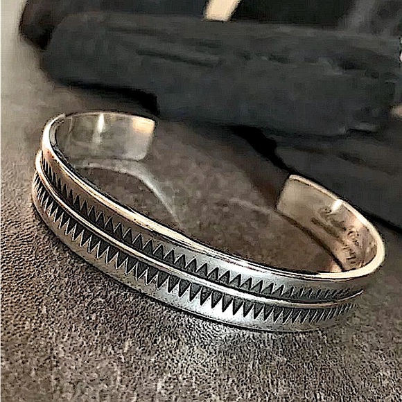 Sterling Silver Sawtooth Design Bracelet Cuff Bracelet Unisex - Picture 8 of 12